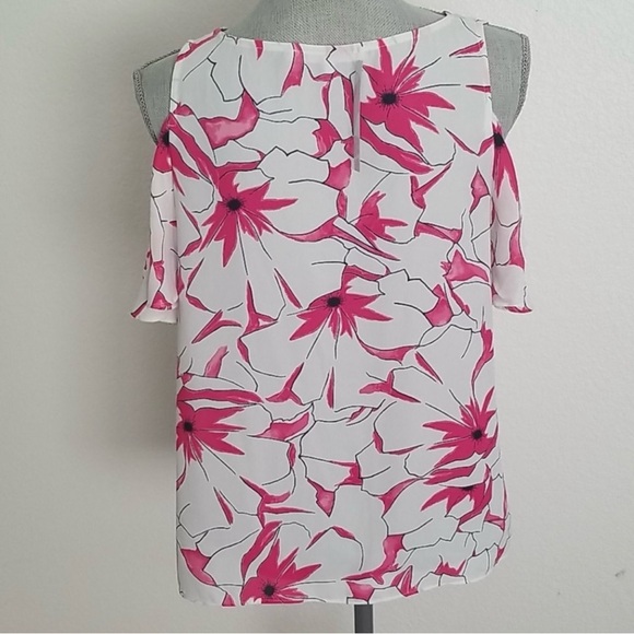 Violet & Claire Pink Floral Cold Shoulder Flutter Blouse - Picture 5 of 14